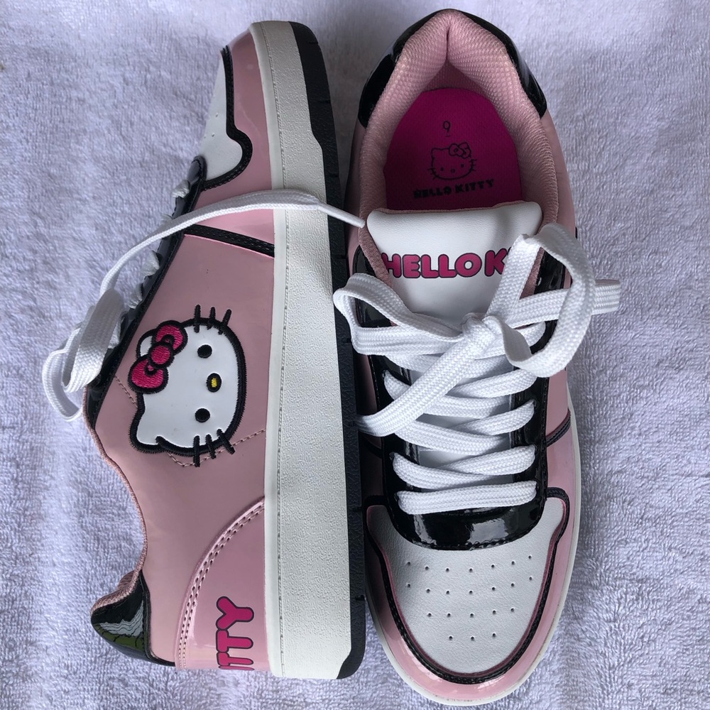 Hello Kitty Pink and White Sneakers Sporty Design